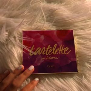 Tartelette in bloom Eyeshadow Palette